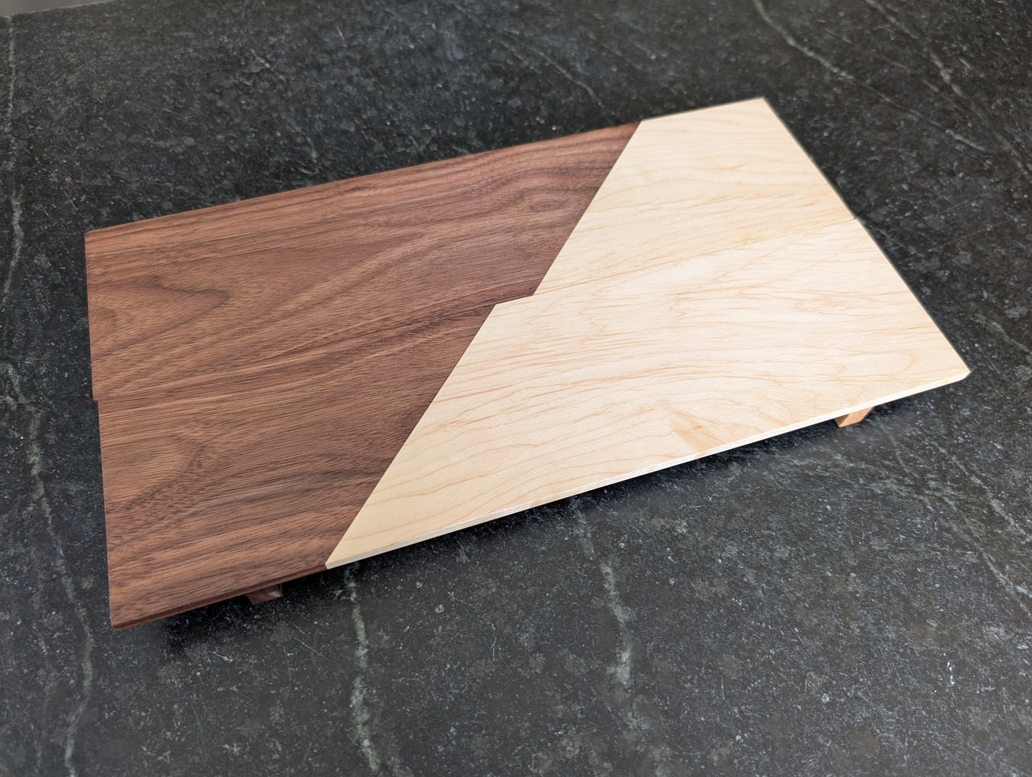 Maple and Walnut Sushi Plates [Pair]
